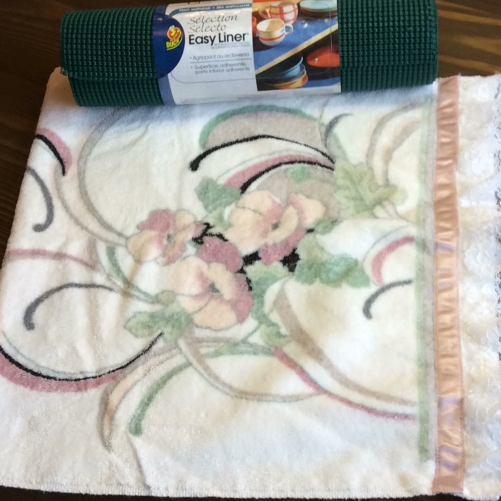 FINAL SALE PRICE Guest Towel & Duck Easy Liner